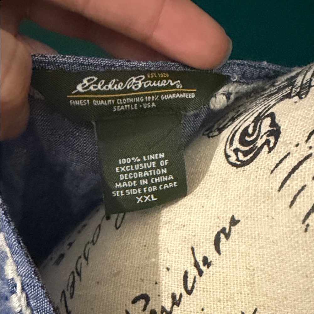 Eddie Bauer Light Blue Women's Blouse with Button Accents - Picture 5 of 7